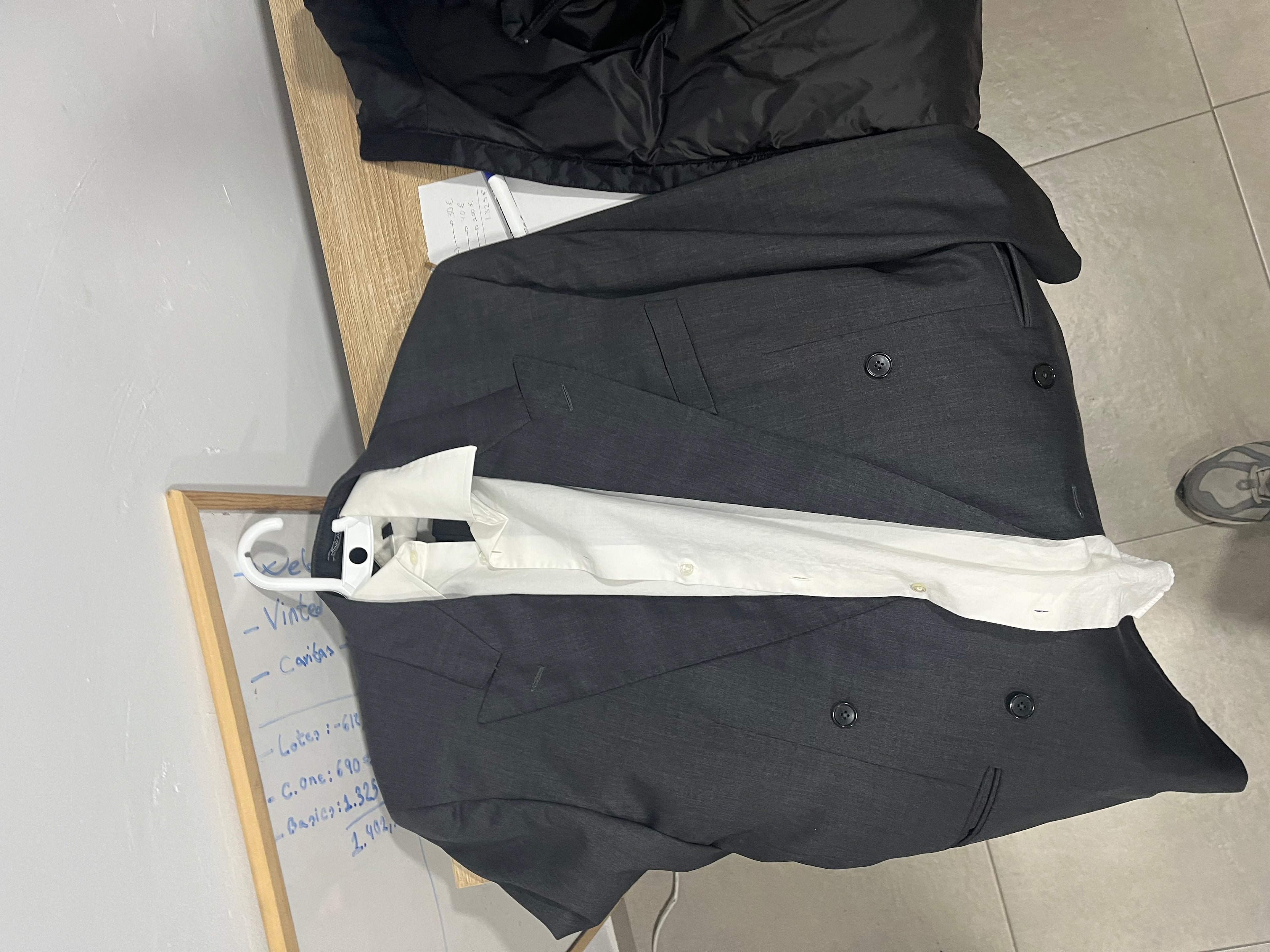 Traje Gianni versasce