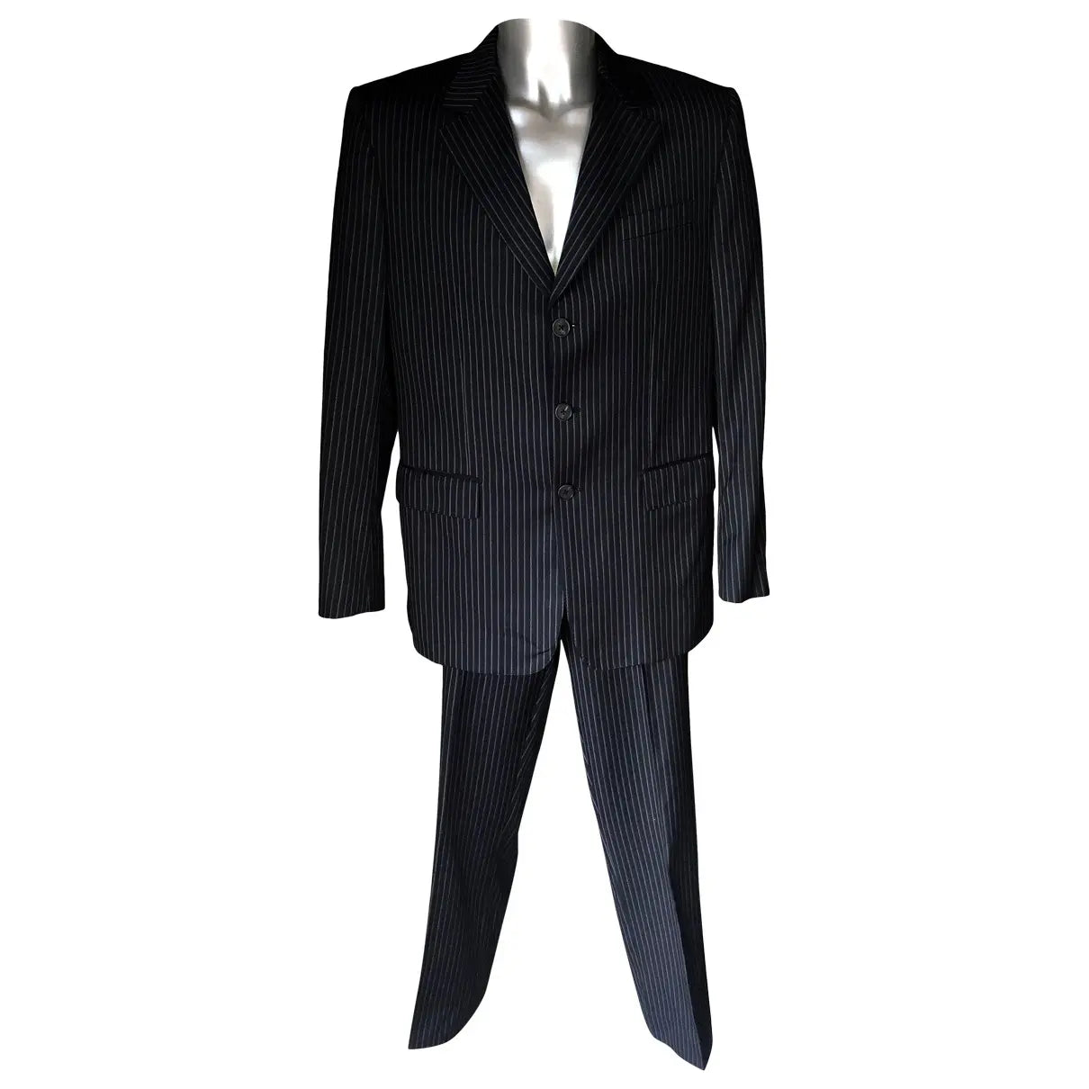 Complete Louis Vuitton Suit